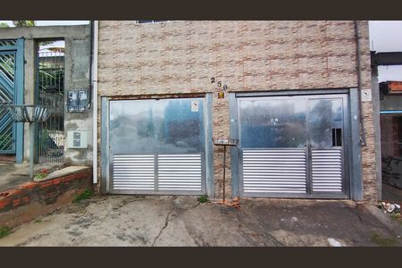 Casa para alugar com 50m², 2 quartos e 1 vagaFachada 