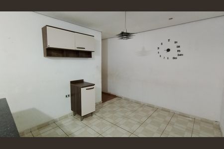 Casa para alugar com 50m², 2 quartos e 1 vagaSala de jantar 