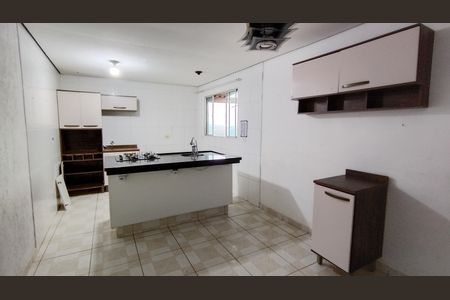 Sala de jantar  de casa para alugar com 2 quartos, 50m² em Jardim São Bernadino, Suzano