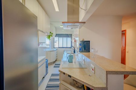 Apartamento para alugar com 55m², 2 quartos e 2 vagas Apartamento para alugar com 55m², 2 quartos e 2 vagasCozinha