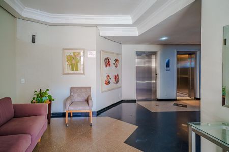 Apartamento para alugar com 55m², 2 quartos e 2 vagas Apartamento para alugar com 55m², 2 quartos e 2 vagasHall