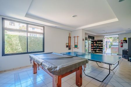Apartamento para alugar com 55m², 2 quartos e 2 vagas Apartamento para alugar com 55m², 2 quartos e 2 vagasÁrea comum - Sala de Jogos