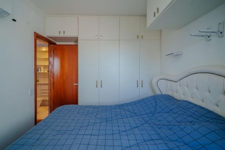 Apartamento para alugar com 55m², 2 quartos e 2 vagas Apartamento para alugar com 55m², 2 quartos e 2 vagasQuarto 1