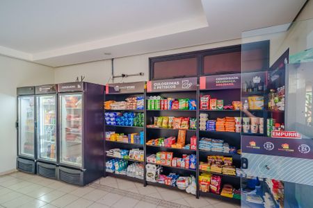 Apartamento para alugar com 55m², 2 quartos e 2 vagas Apartamento para alugar com 55m², 2 quartos e 2 vagasÁrea comum - Mini Mercado
