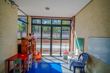 Apartamento para alugar com 55m², 2 quartos e 2 vagas Apartamento para alugar com 55m², 2 quartos e 2 vagasÁrea comum - Brinquedoteca