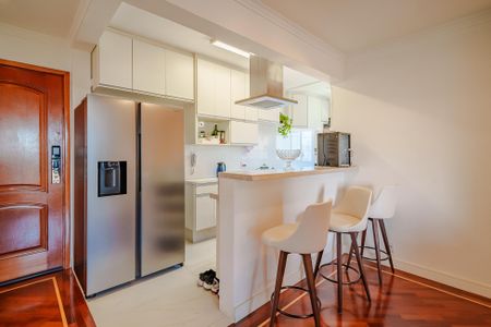 Apartamento para alugar com 55m², 2 quartos e 2 vagas Apartamento para alugar com 55m², 2 quartos e 2 vagasCozinha