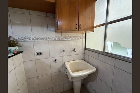 Apartamento para alugar com 68m², 3 quartos e 1 vagaÁrea de Serviço