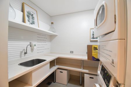 Área comum - Lavanderia de kitnet/studio à venda com 1 quarto, 34m² em Batel, Curitiba
