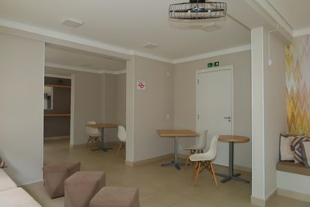 Apartamento à venda com 32m², 2 quartos e sem vagaÁrea comum - Salão de festas