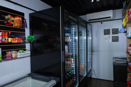 Apartamento à venda com 32m², 2 quartos e sem vagaMercadinho 24h