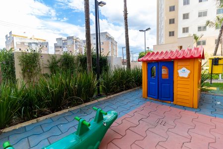 Apartamento à venda com 32m², 2 quartos e sem vagaÁrea comum - Playground