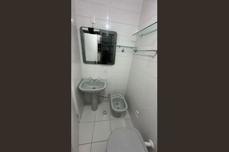 Apartamento para alugar com 80m², 2 quartos e 1 vaga Apartamento para alugar com 80m², 2 quartos e 1 vagaBanheiro
