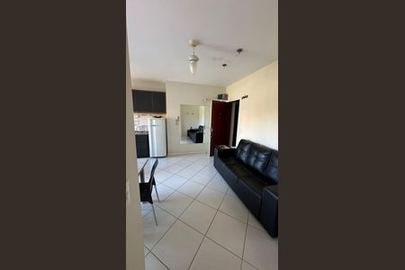 Apartamento para alugar com 80m², 2 quartos e 1 vaga Apartamento para alugar com 80m², 2 quartos e 1 vagaSala