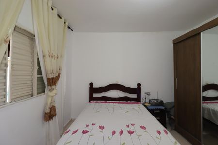 Quarto da Casa 1 de casa à venda com 3 quartos, 340m² em Jardim Santo André, Santo André