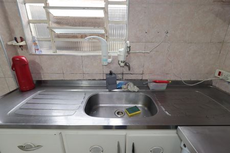 Casa à venda com 340m², 3 quartos e 4 vagasCozinha da Casa 2 - Pia