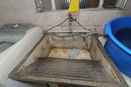 Área de Serviço da Casa 2 - Tanque de casa à venda com 3 quartos, 340m² em Jardim Santo André, Santo André