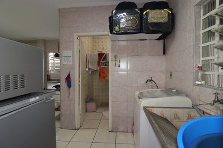 Casa à venda com 340m², 3 quartos e 4 vagasÁrea de Serviço da Casa 2