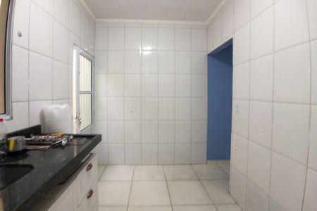 Cozinha  de casa de condomínio para alugar com 2 quartos, 59m² em Vila Antartica, Praia Grande