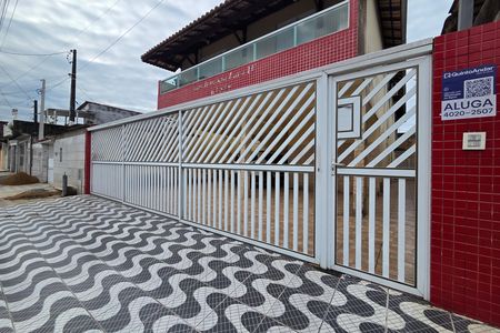 Fachada de casa de condomínio para alugar com 2 quartos, 59m² em Vila Antartica, Praia Grande