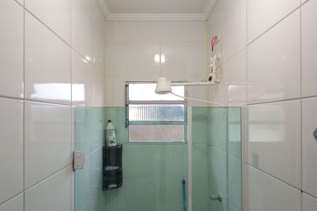 Casa de condomínio para alugar com 59m², 2 quartos e 1 vaga Casa de condomínio para alugar com 59m², 2 quartos e 1 vagaBanheiro