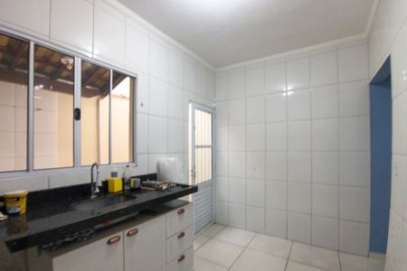 Casa de condomínio para alugar com 59m², 2 quartos e 1 vaga Casa de condomínio para alugar com 59m², 2 quartos e 1 vagaCozinha