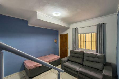 Casa de condomínio para alugar com 59m², 2 quartos e 1 vaga Casa de condomínio para alugar com 59m², 2 quartos e 1 vagaSala