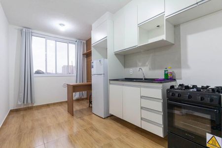 Sala, Cozinha e Área de Serviço de apartamento para alugar com 1 quarto, 25m² em Jardim America da Penha, São Paulo