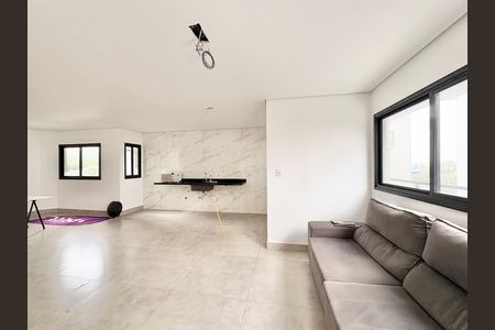 Sala/ Cozinha e Área de serviço  de casa à venda com 3 quartos, 103m² em Parque Sao Domingos, São Paulo