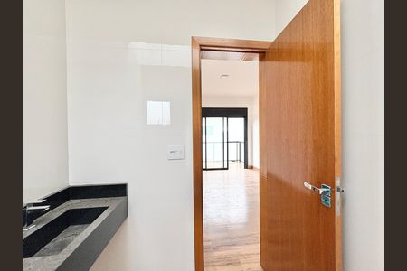 Casa à venda com 103m², 3 quartos e 2 vagas Casa à venda com 103m², 3 quartos e 2 vagasBanheiro da Suíte