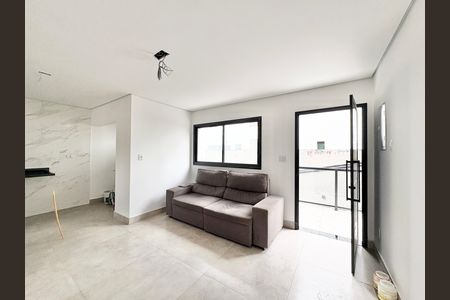 Casa à venda com 103m², 3 quartos e 2 vagas Casa à venda com 103m², 3 quartos e 2 vagasSala/ Cozinha e Área de serviço