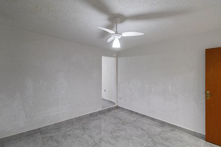 Casa para alugar com 80m², 2 quartos e 2 vagas Casa para alugar com 80m², 2 quartos e 2 vagasQuarto