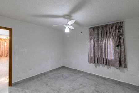 Quarto  de casa para alugar com 2 quartos, 80m² em Vila Cisper, São Paulo