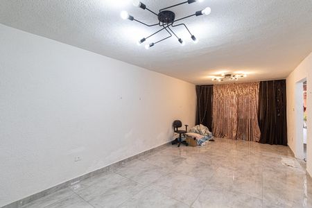 Casa para alugar com 2 quartos, 80m² em Vila Cisper, São Paulo