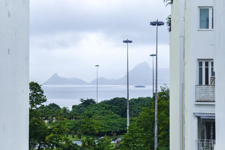 Vista  de apartamento à venda com 2 quartos, 64m² em Flamengo, Rio de Janeiro