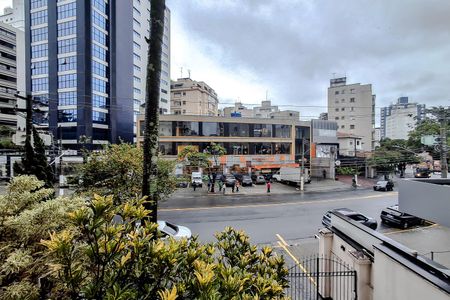 Vista do Quarto 2 de apartamento para alugar com 2 quartos, 62m² em Aclimação, São Paulo