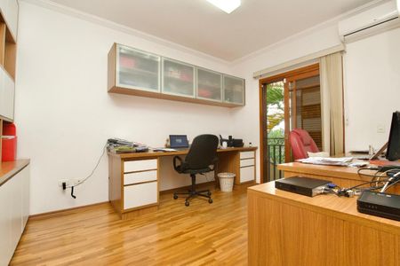Casa à venda com 4 quartos, 400m² em Horto Florestal, São Paulo