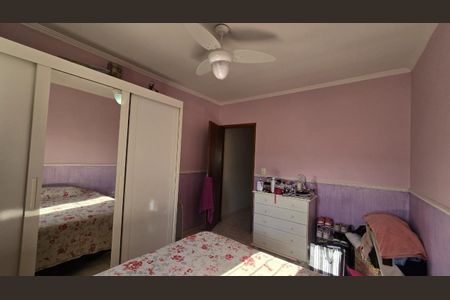 Casa à venda com 100m², 3 quartos e 2 vagas