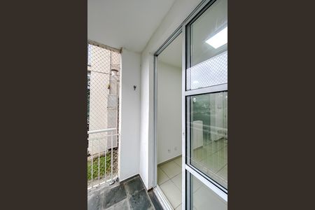 Varanda da Sala de apartamento para alugar com 2 quartos, 45m² em Jardim Sabara, São Paulo