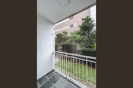 Varanda da Sala de apartamento para alugar com 2 quartos, 45m² em Jardim Sabara, São Paulo
