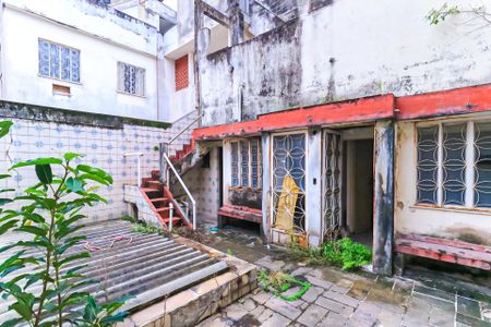 Casa para alugar com 100m², 3 quartos e 1 vagaQuintal com piscina