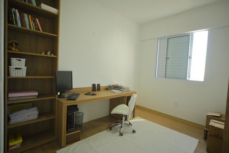 Apartamento para alugar com 51m², 2 quartos e 1 vagaQuarto 2 