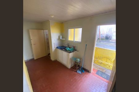Cozinha de casa para alugar com 1 quarto, 60m² em Vila Jacuí, São Paulo