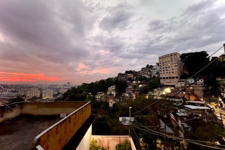 Vista da área de serviço de apartamento para alugar com 1 quarto, 40m² em Santa Teresa, Rio de Janeiro