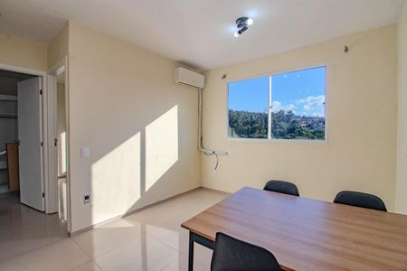 Sala de apartamento para alugar com 2 quartos, 41m² em Morro Santana, Porto Alegre