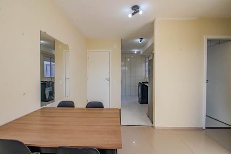 Sala de apartamento para alugar com 2 quartos, 41m² em Morro Santana, Porto Alegre