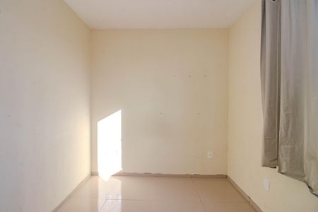 Quarto 2 de apartamento para alugar com 2 quartos, 41m² em Morro Santana, Porto Alegre