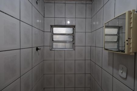 Casa para alugar com 47m², 2 quartos e sem vagaBanheiro