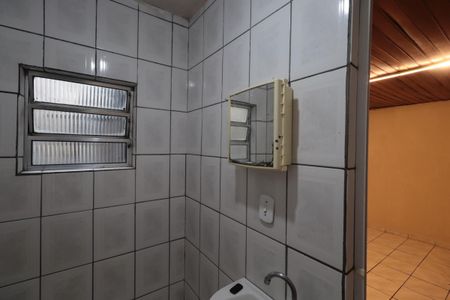 Casa para alugar com 47m², 2 quartos e sem vagaBanheiro