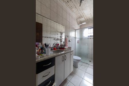 Casa à venda com 537m², 2 quartos e 8 vagasBanheiro