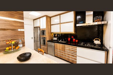 Sala de apartamento para alugar com 3 quartos, 190m² em Jardim do Salso, Porto Alegre